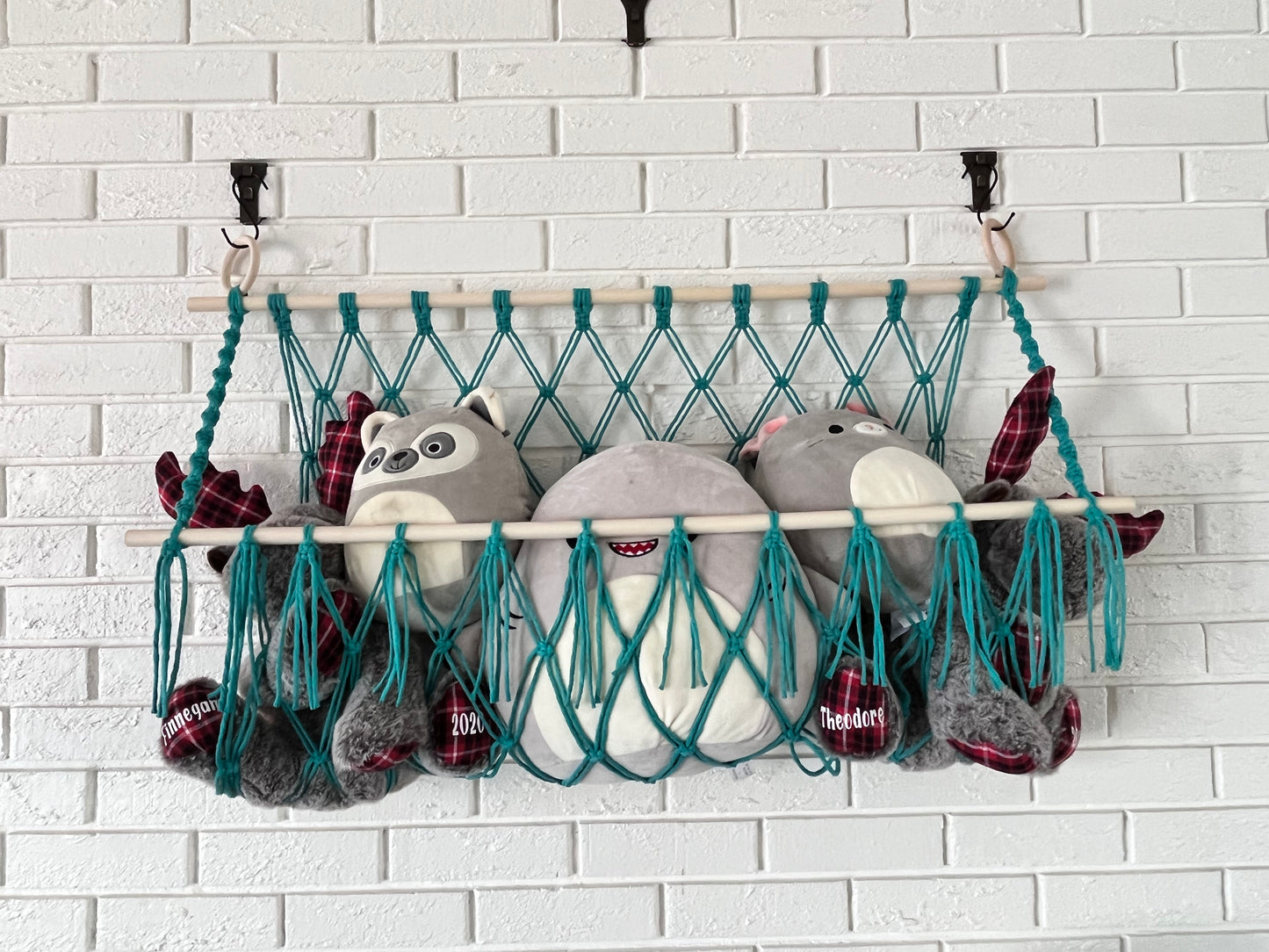 Stuffed animal hammock